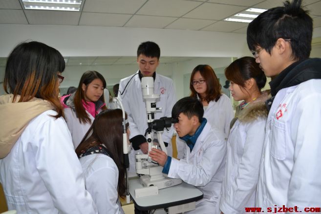 眼视光与配镜专业就业怎么样.png