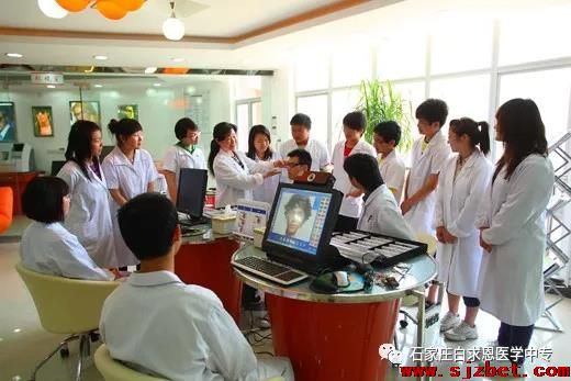 石家庄白求恩医学院春季招生.jpg 石家庄白求恩医学院春季招生.jpg