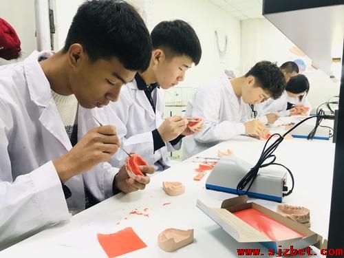 石家庄白求恩医学中专学校3+3口腔医学专业招生
