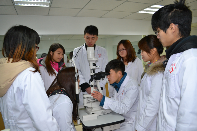 2025年|石家庄白求恩医学中等专业学校眼视光与配镜专业招生计划