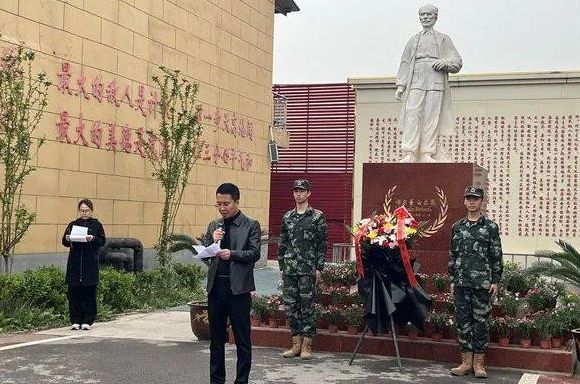 缅怀先烈，传承白求恩医者仁心 —石家庄白求恩医学中等专业学校清明祭扫活动